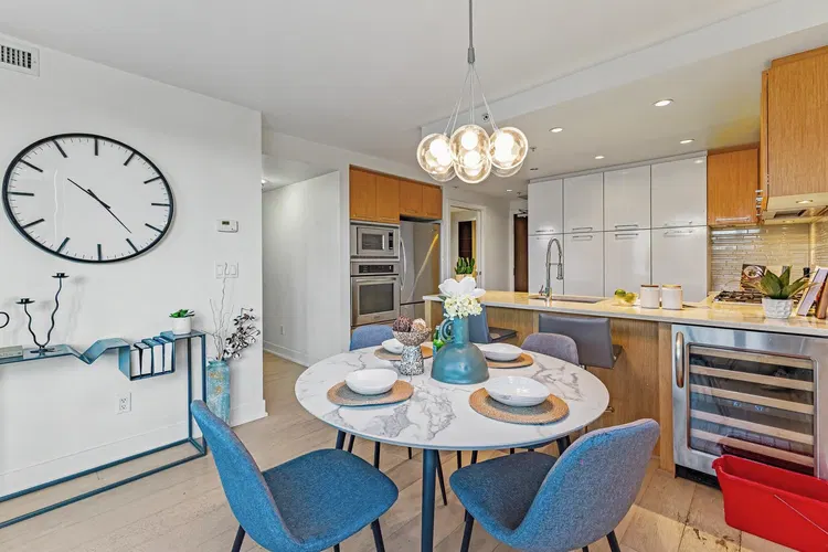 Photo 4 of 14 at #207 – 1680 W 4th Avenue