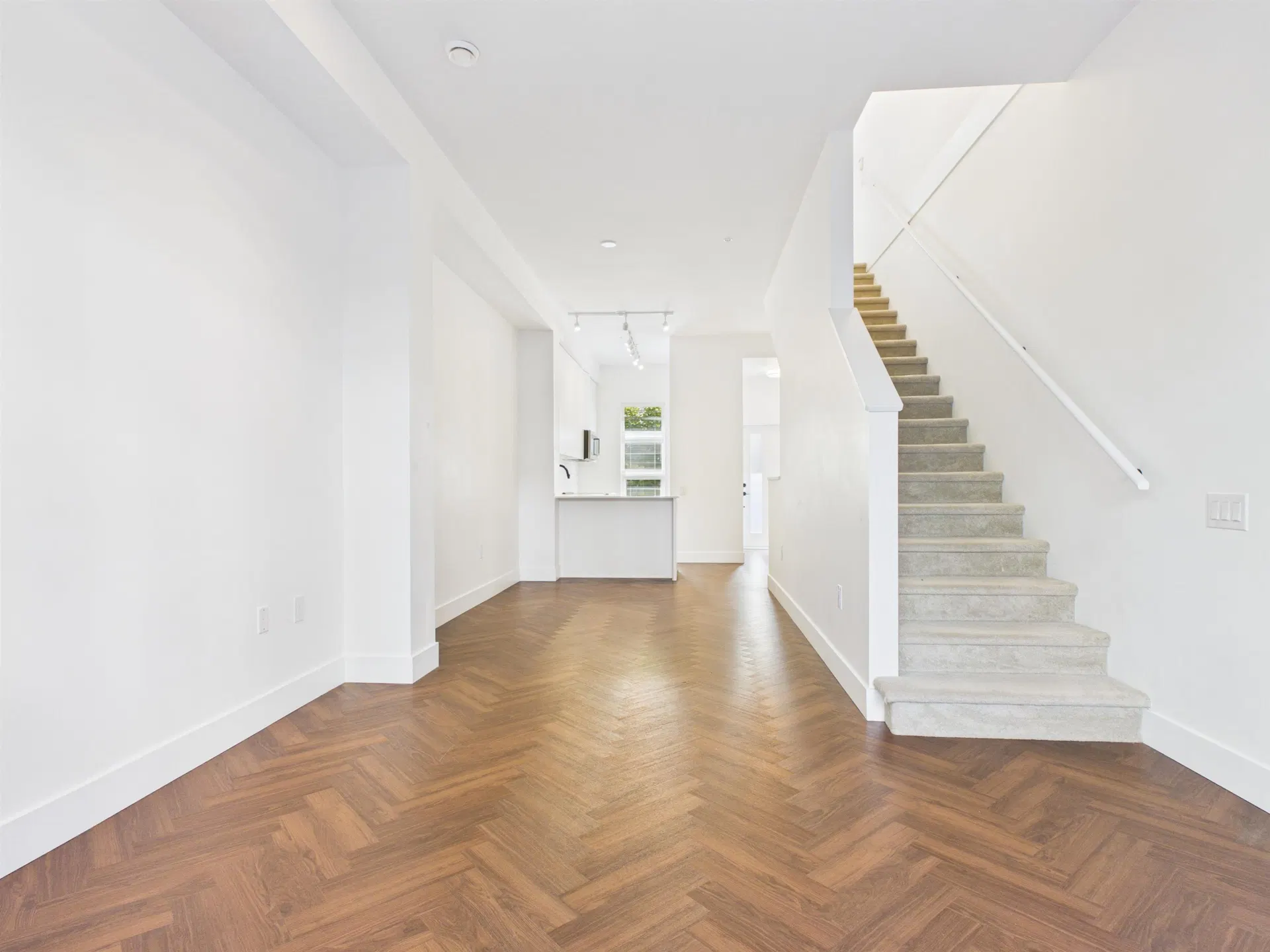 Photo 3 of 27 at #4 – 9735 University Crescent