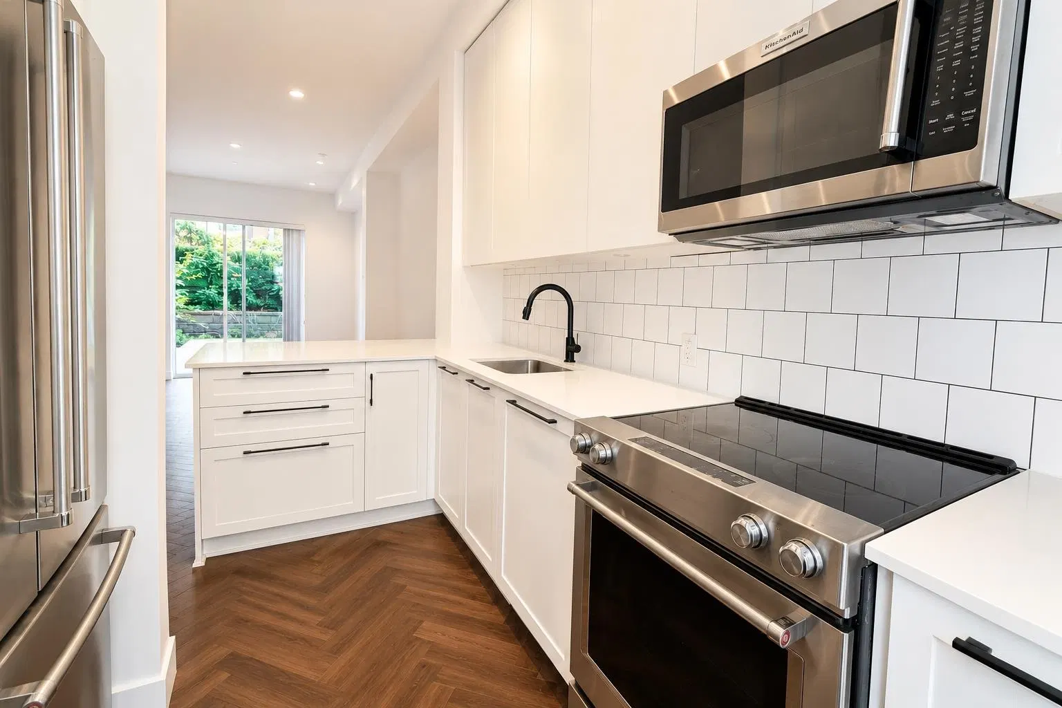 Photo 4 of 27 at #4 – 9735 University Crescent