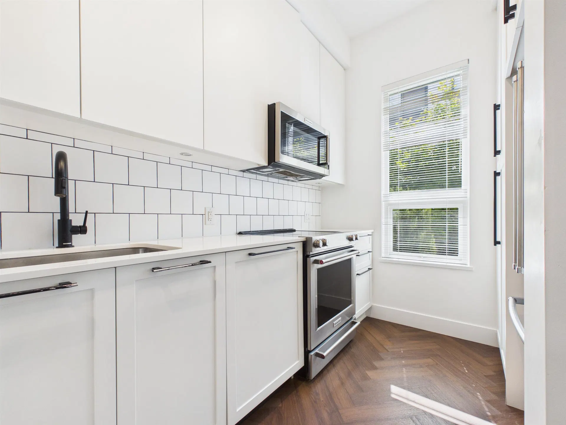 Photo 5 of 27 at #4 – 9735 University Crescent