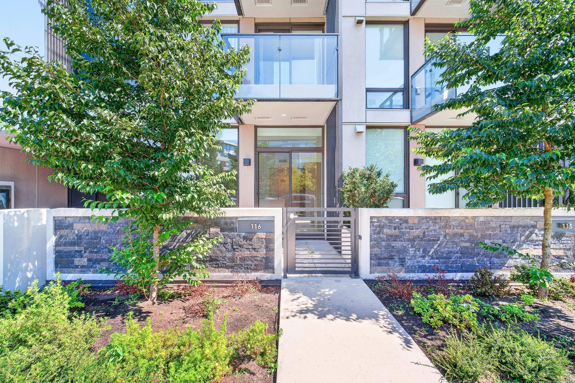 Photo 2 of 36 at #116 – 5212 Cambie Street