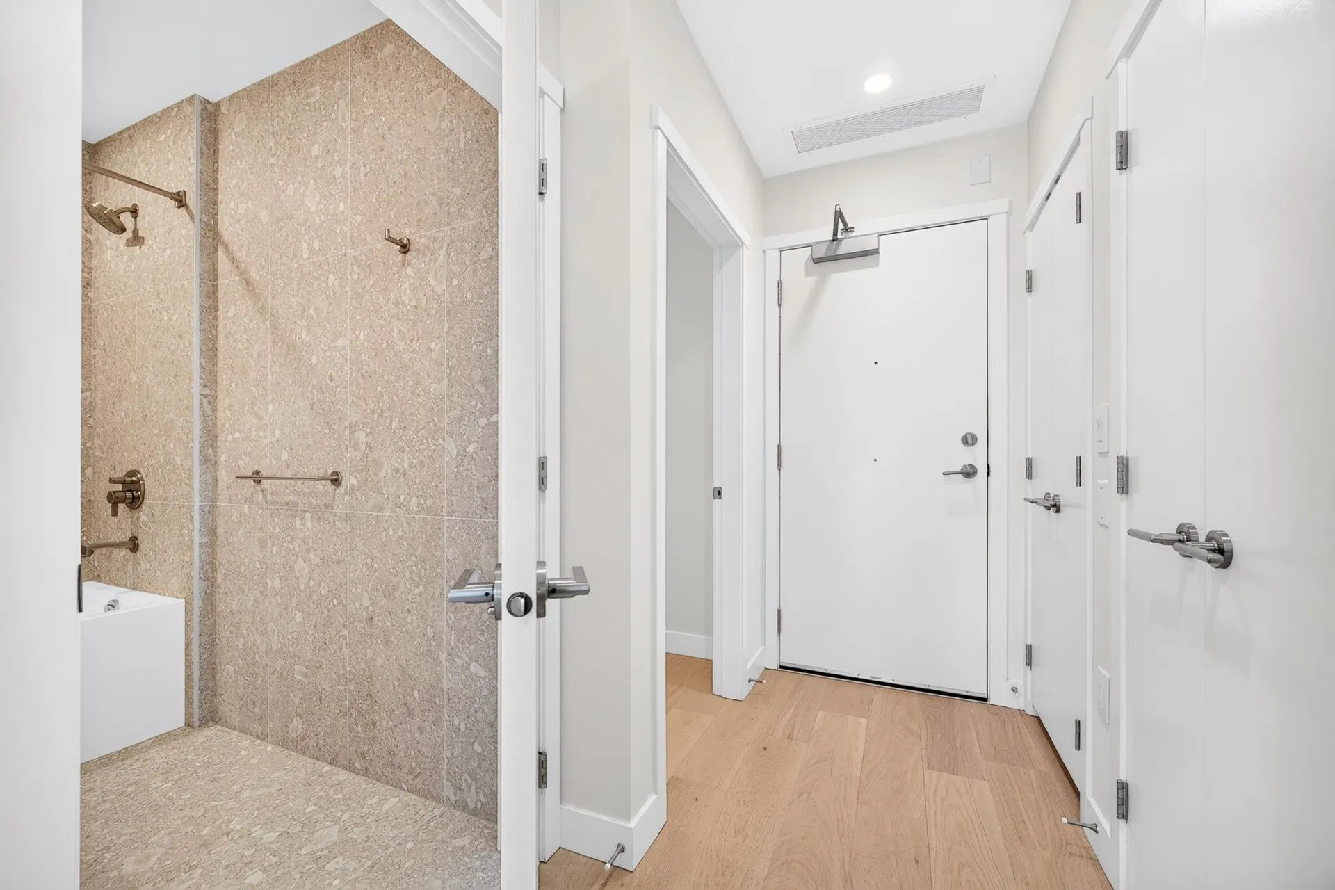Photo 5 of 36 at #116 – 5212 Cambie Street