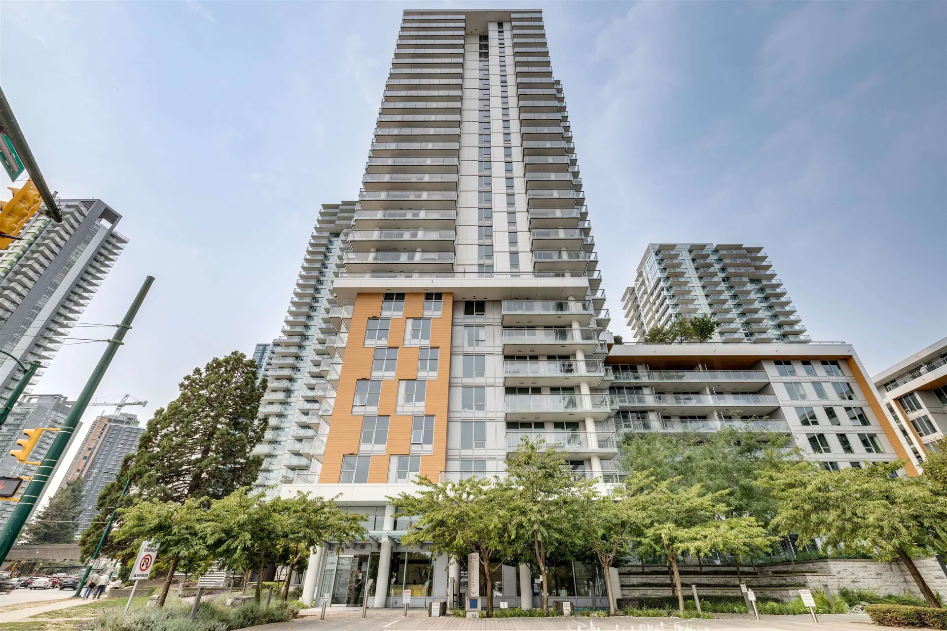 Photo 3 of 34 at #3003 – 455 SW Marine Drive