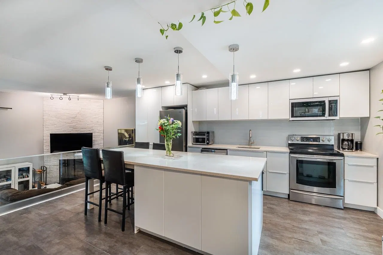 Photo 5 of 29 at #46 – 1240 Falcon Drive