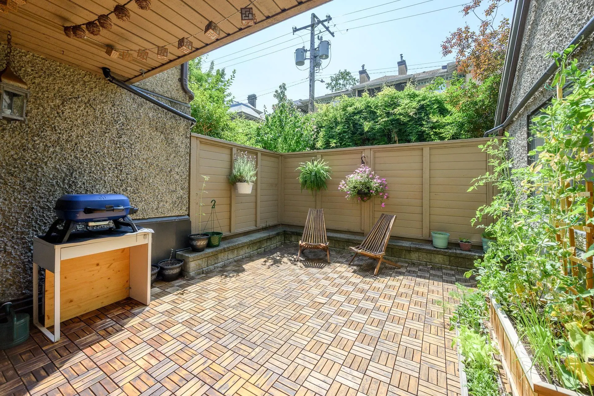 Photo 2 of 32 at #104 – 1500 Pendrell Street