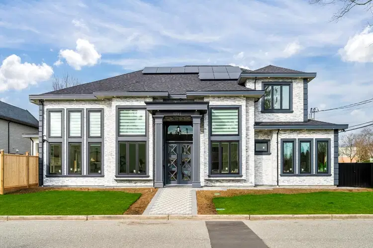 4991 Cabot Drive