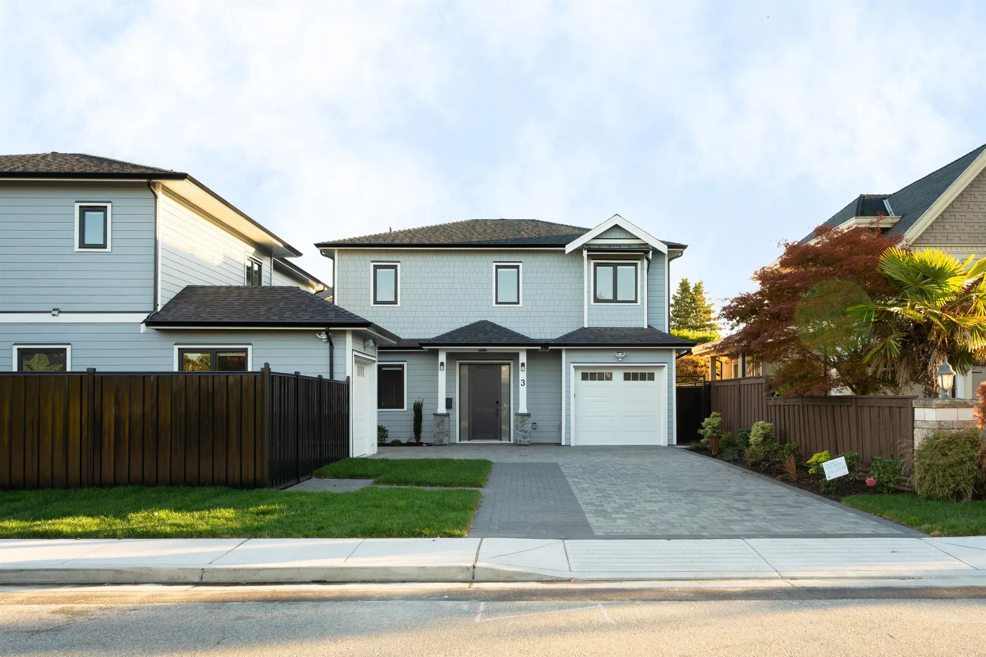 #3 – 5300 Chetwynd Avenue
