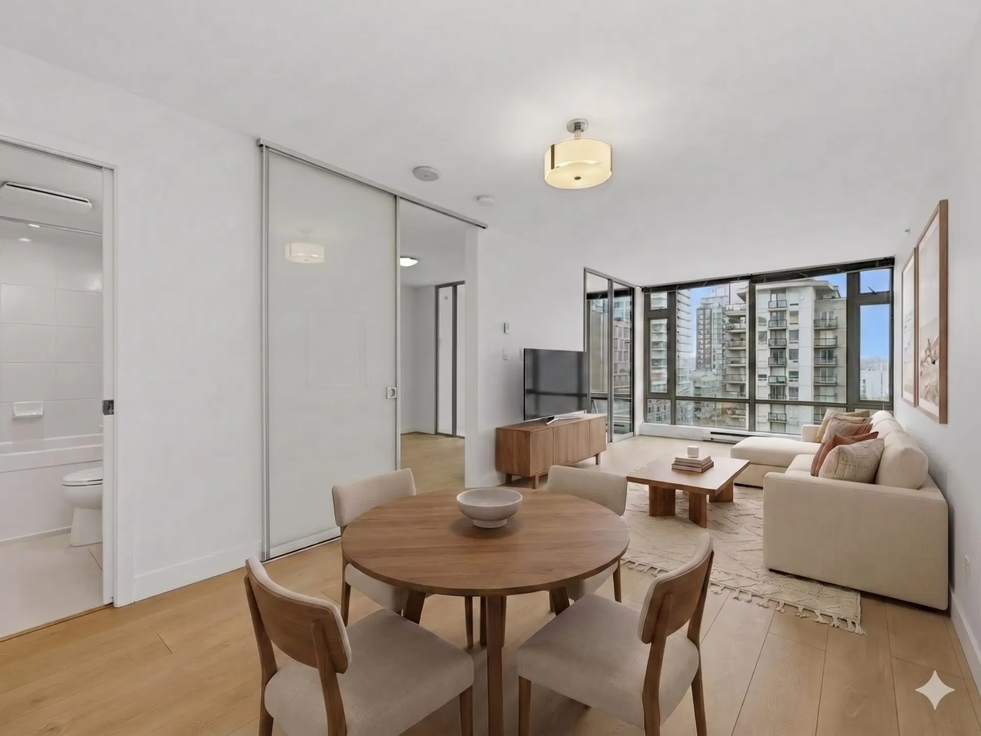 Photo 5 of 34 at #903 – 1255 Seymour Street