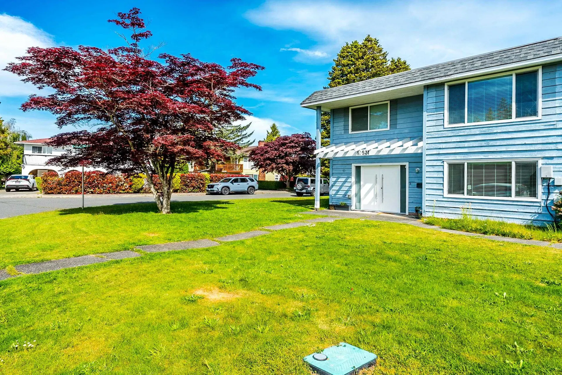 Photo 4 of 12 at 10531 Anahim Drive