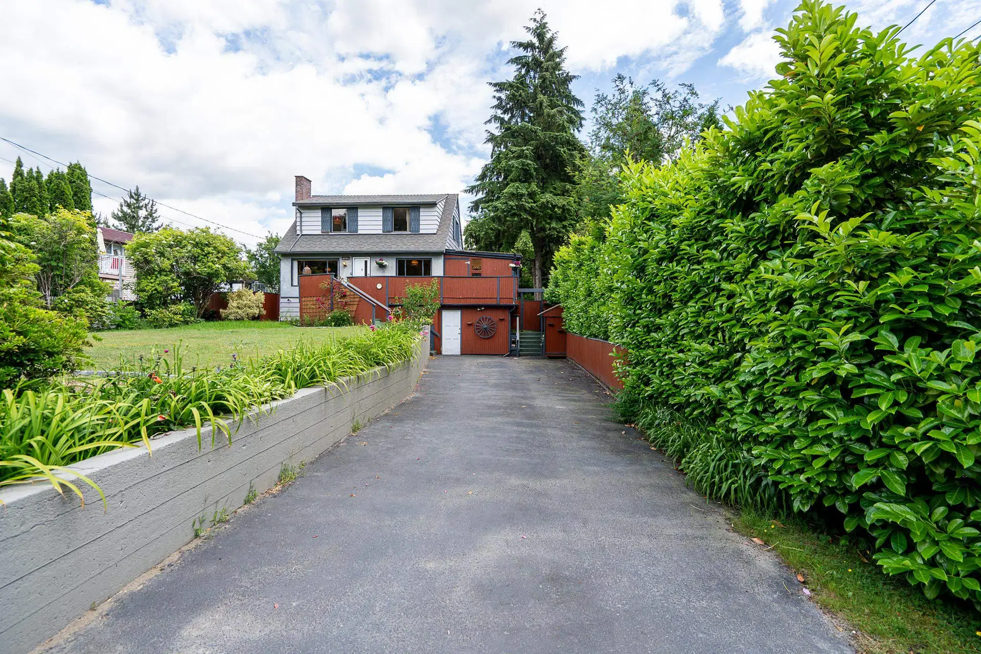 3554 Hastings Street