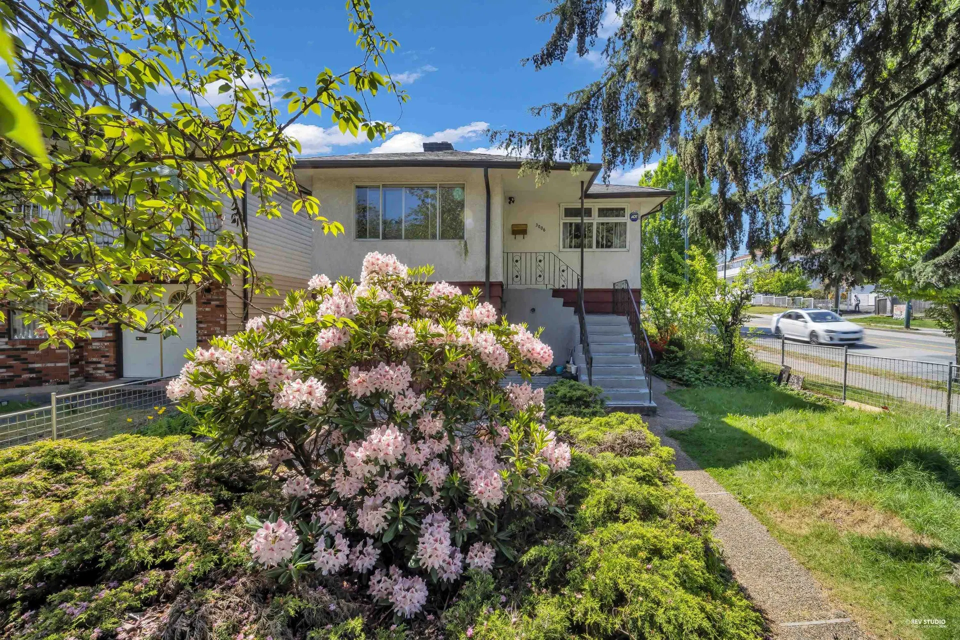 Photo 1 of 23 at 3006 E 27th Avenue