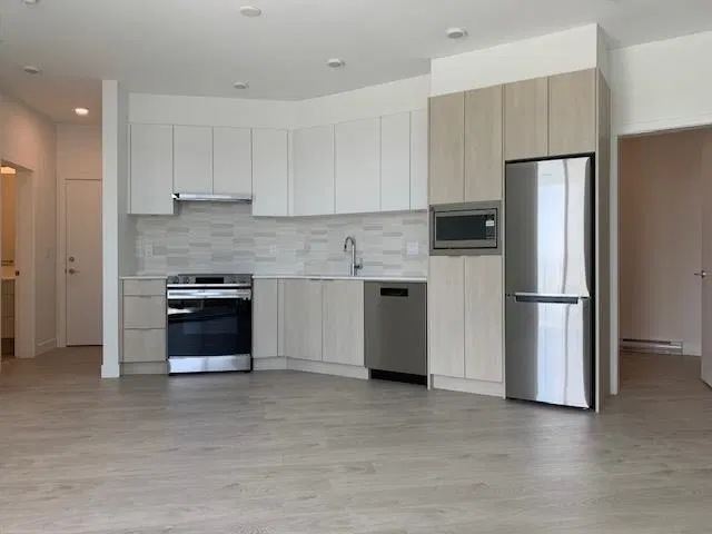 Photo 3 of 13 at #621 – 2499 Rabbit Drive