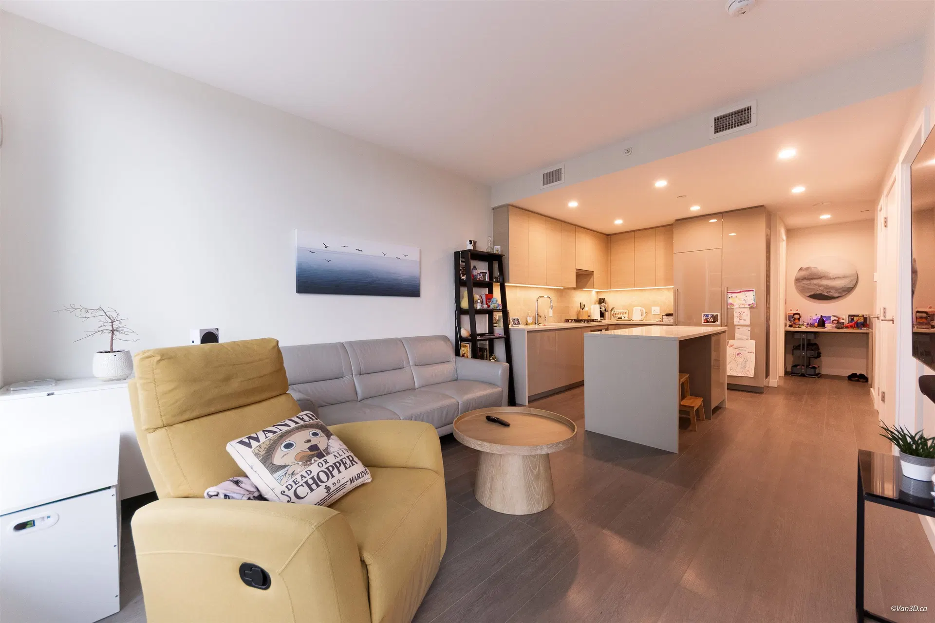 Photo 4 of 30 at #3012 – 2108 Gilmore Avenue