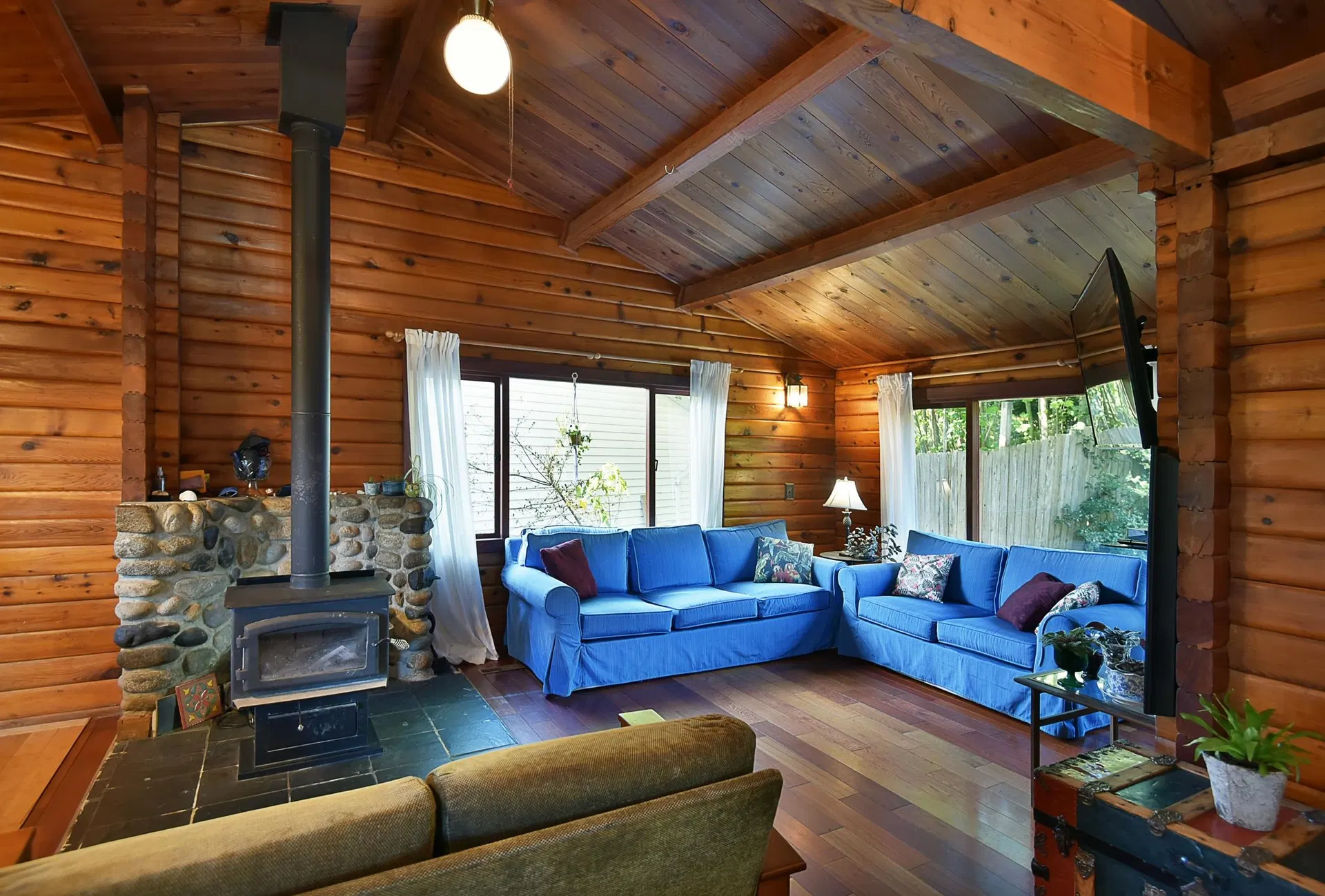 611 Gower Point Road