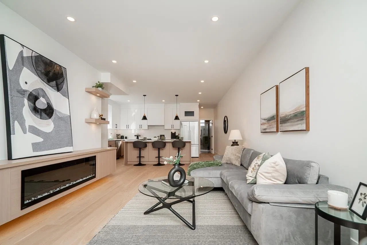 Photo 5 of 31 at #101 – 17059 0 Avenue