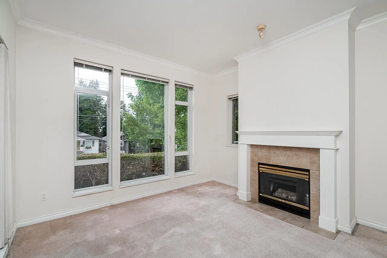 Photo 5 of 31 at #207 – 678 W Queens Road