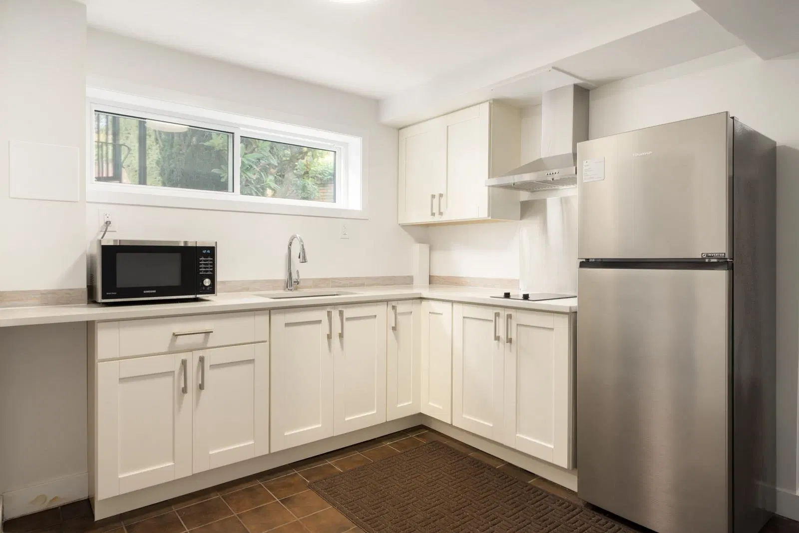 Photo 2 of 20 at Basement – 4769 Haggart Street