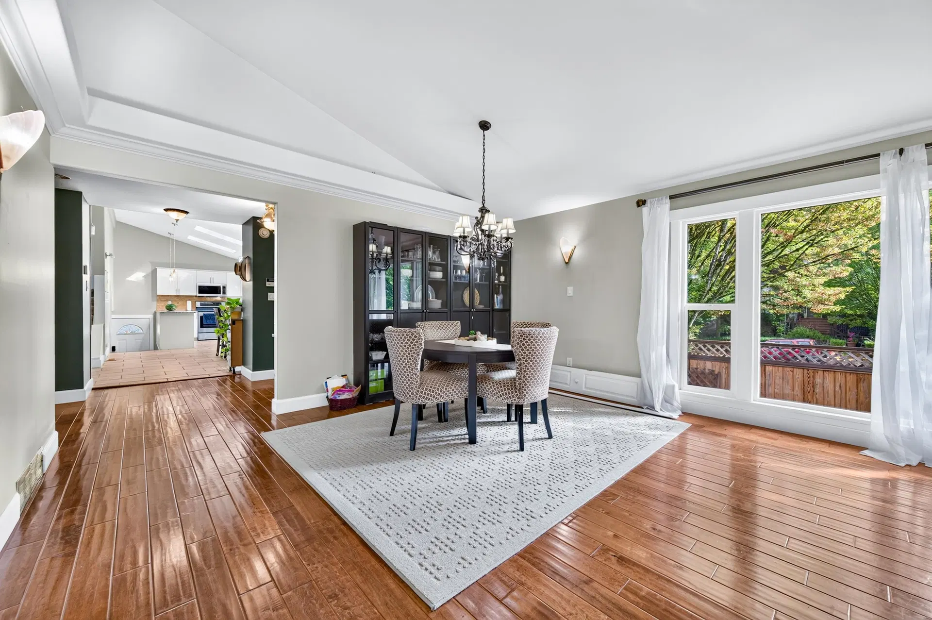Photo 1 of 40 at 21590 93a Avenue