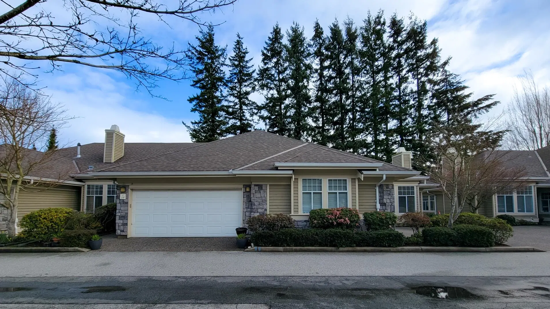 #19 – 15677 24 Avenue