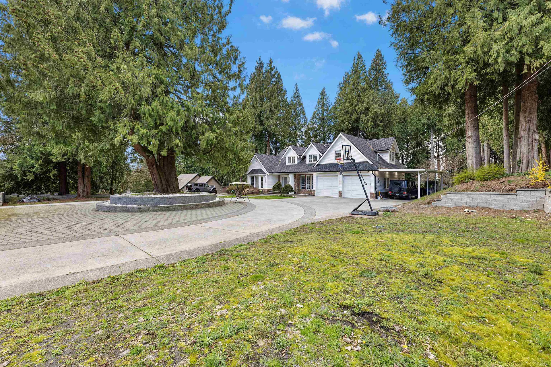 Photo 4 of 40 at 32563 Verdon Way