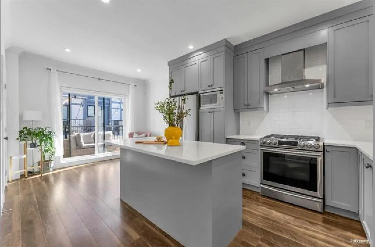Photo 5 of 26 at #2 – 16361 23a Avenue