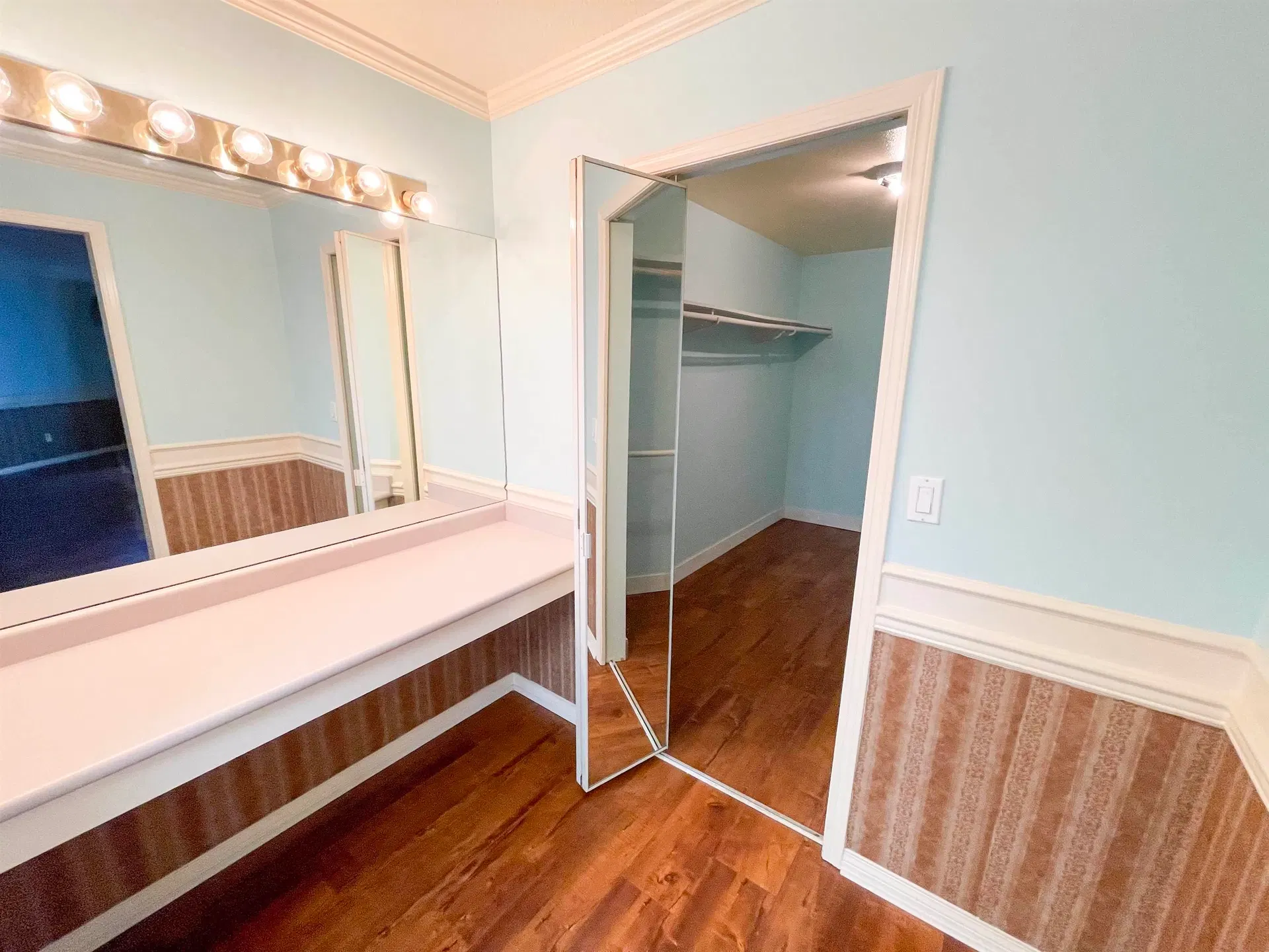 Photo 4 of 24 at #319 – 7161 121 Street