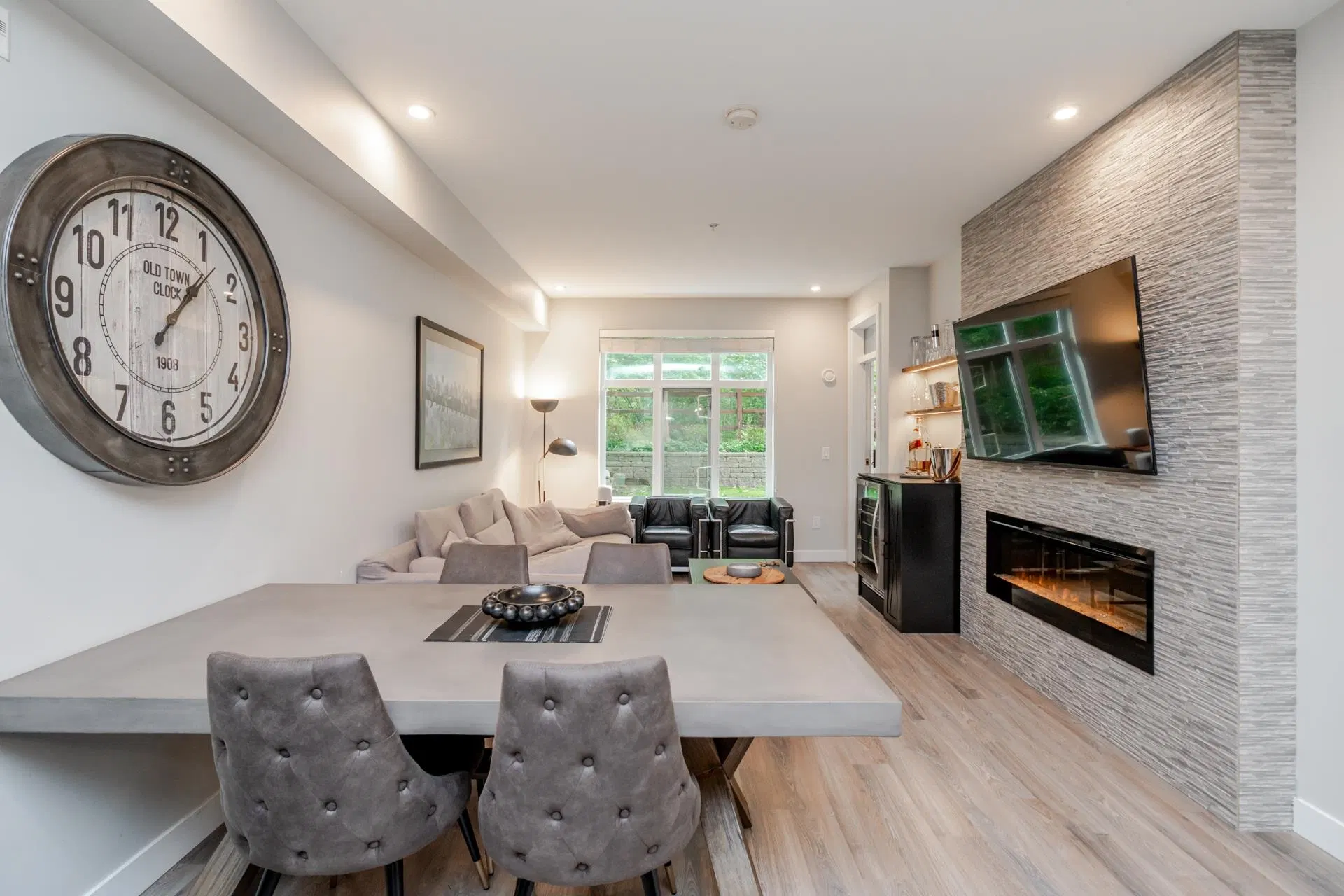 Photo 4 of 40 at #103 – 15436 31 Avenue