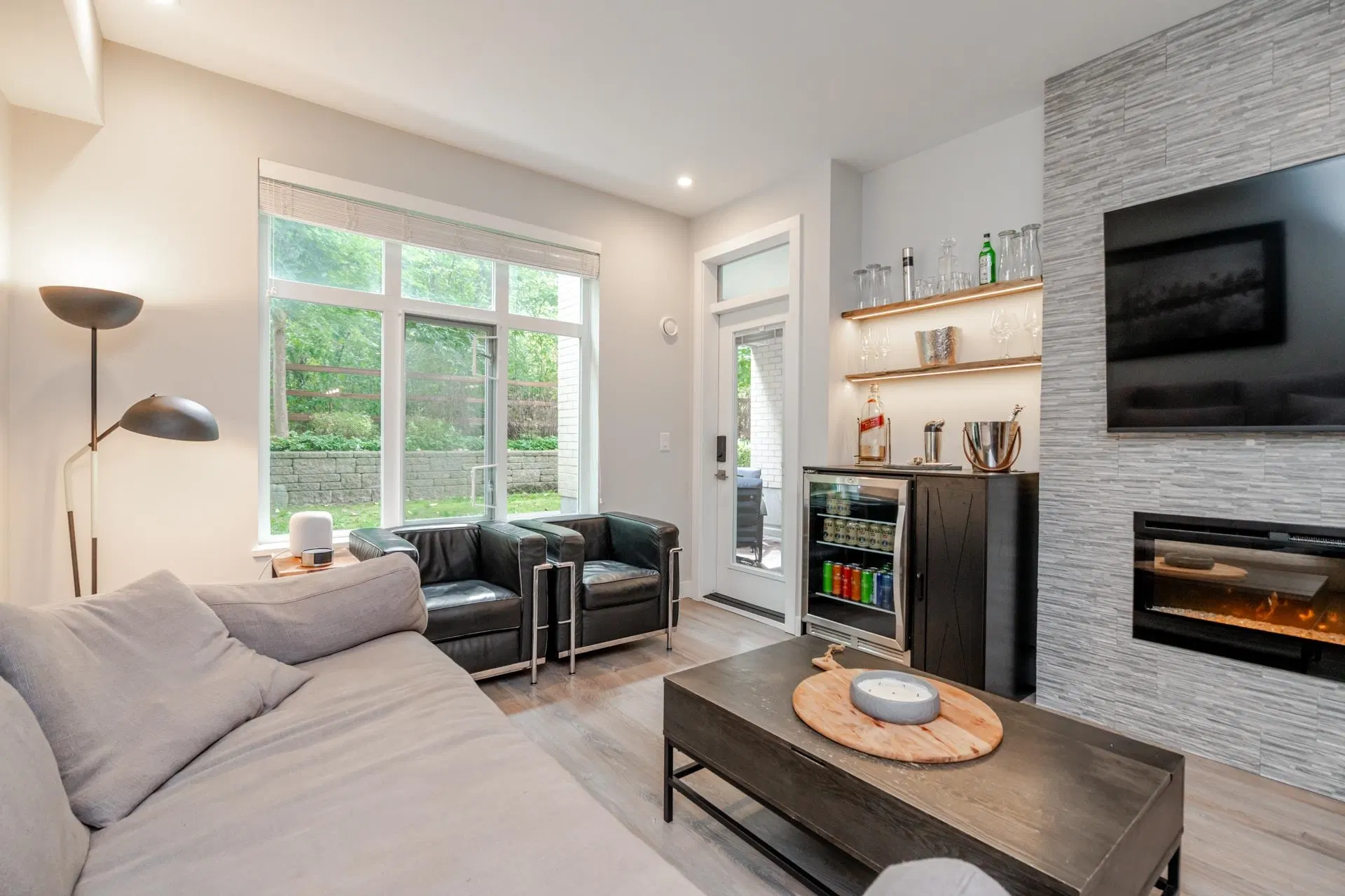 Photo 5 of 40 at #103 – 15436 31 Avenue