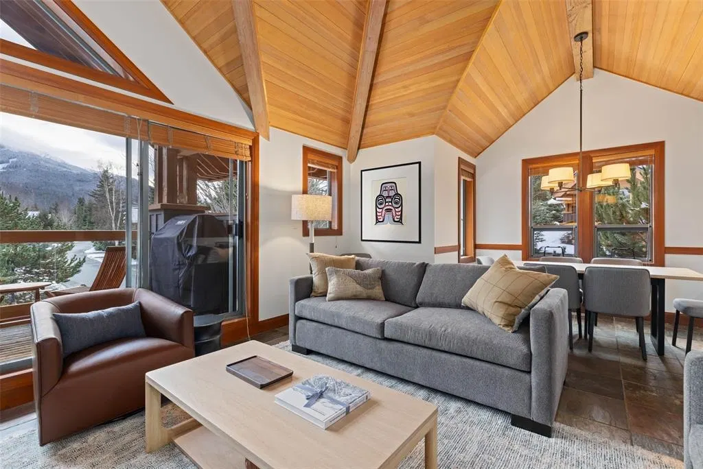 Photo 3 of 23 at A – 4847 Casabella Crescent