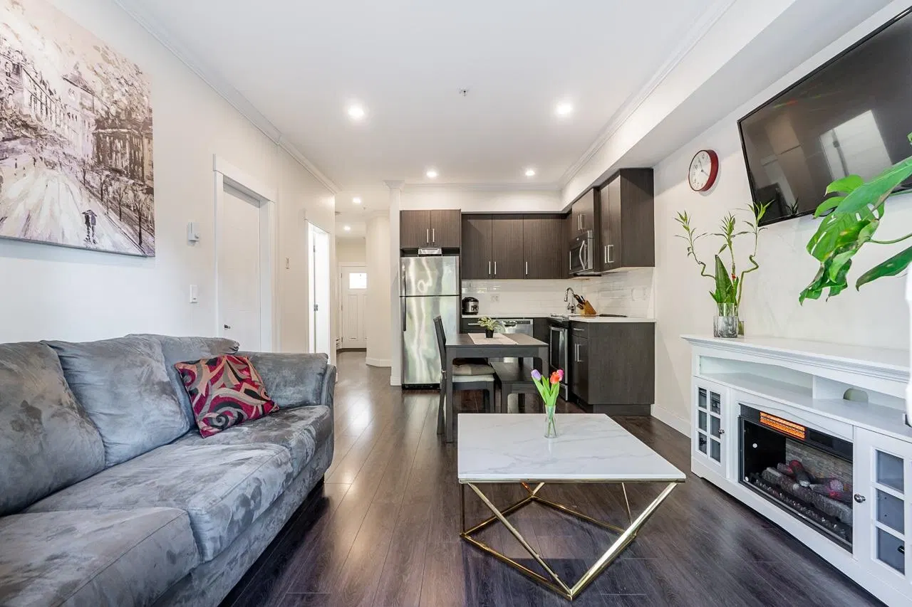 Photo 4 of 22 at #7 – 7247 140 Street
