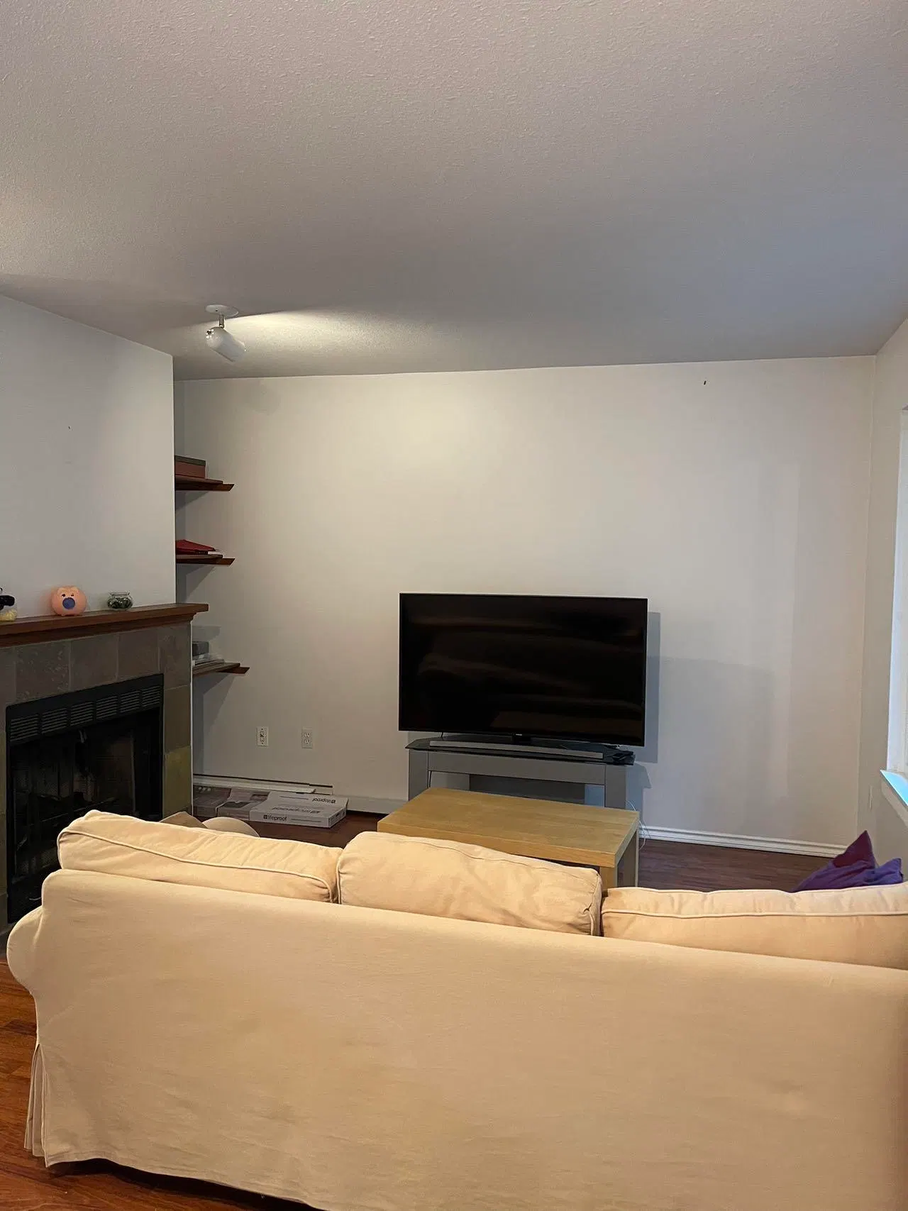 Photo 4 of 11 at 2736 Atlin Place