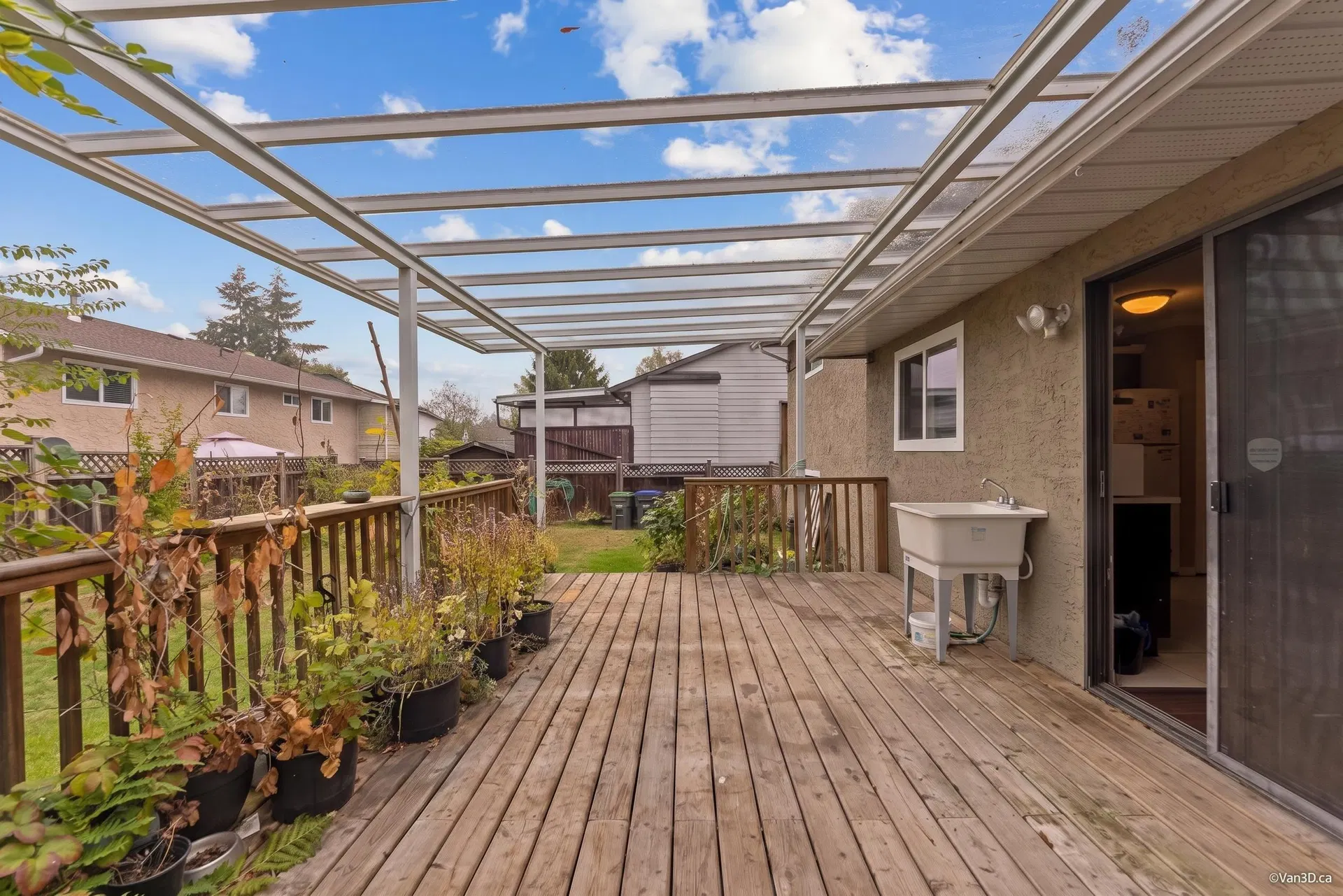 Photo 3 of 13 at 13565 67 Avenue