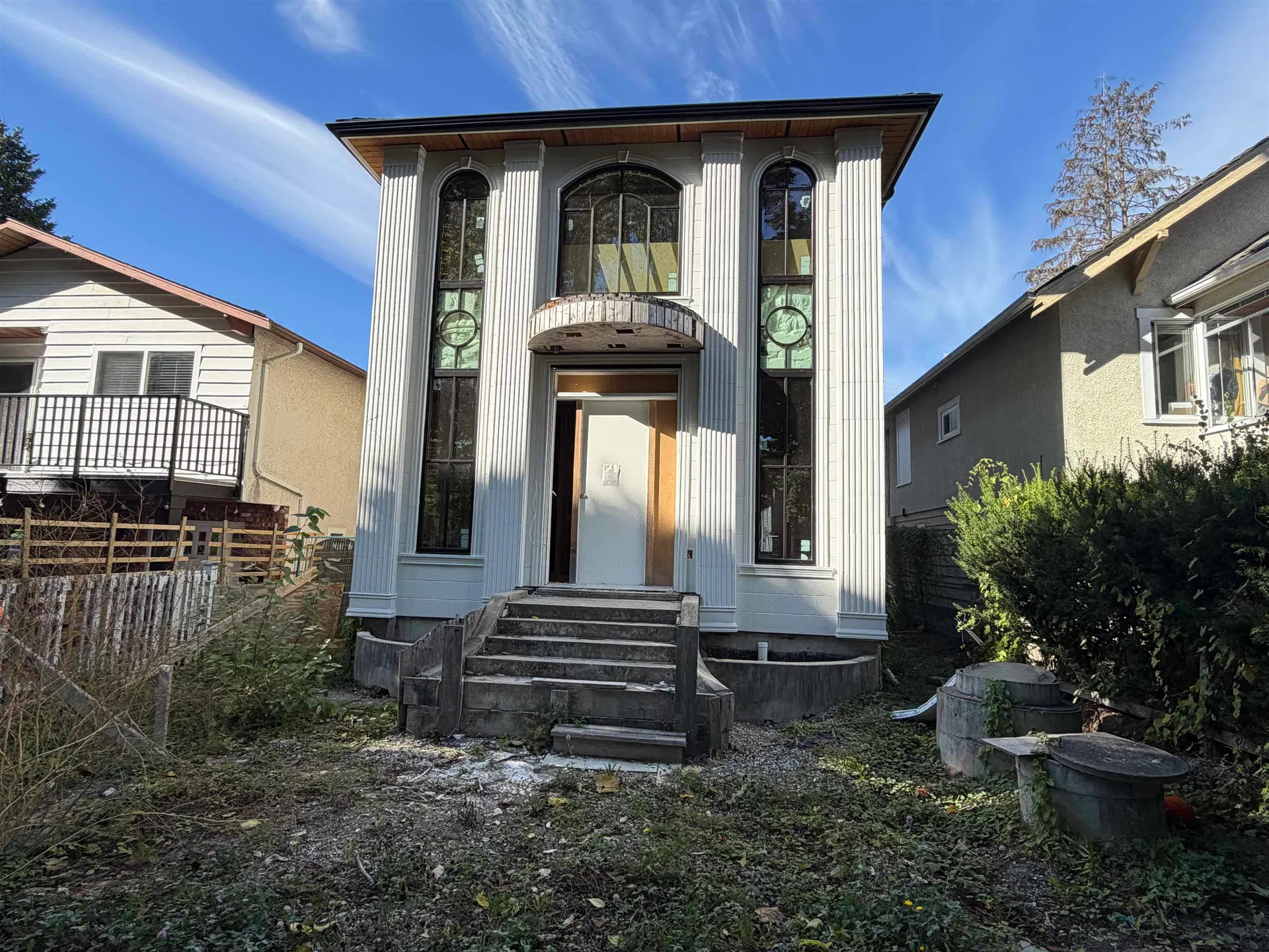 Photo 3 of 8 at 2911 W 34th Avenue