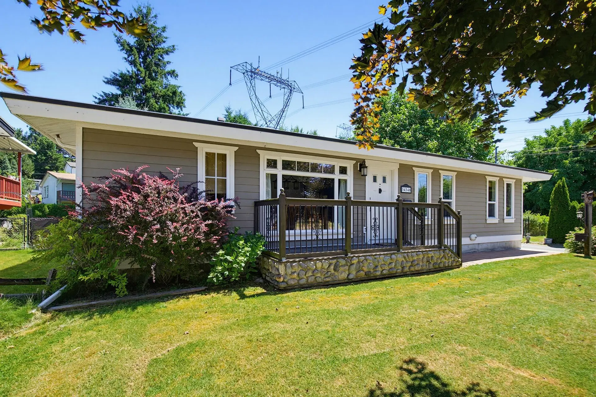 Photo 1 of 40 at 34348 Laburnum Avenue