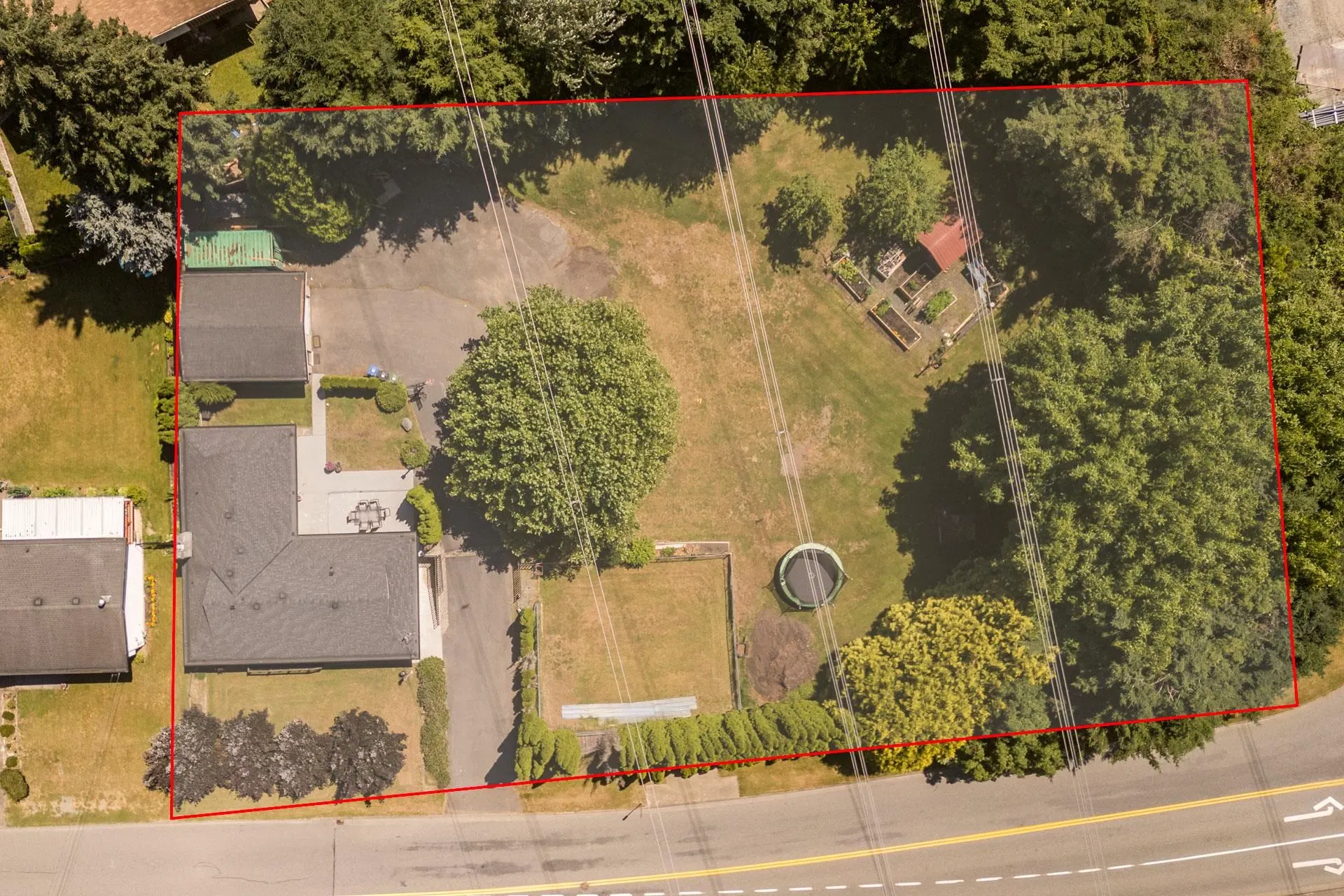 Photo 3 of 40 at 34348 Laburnum Avenue