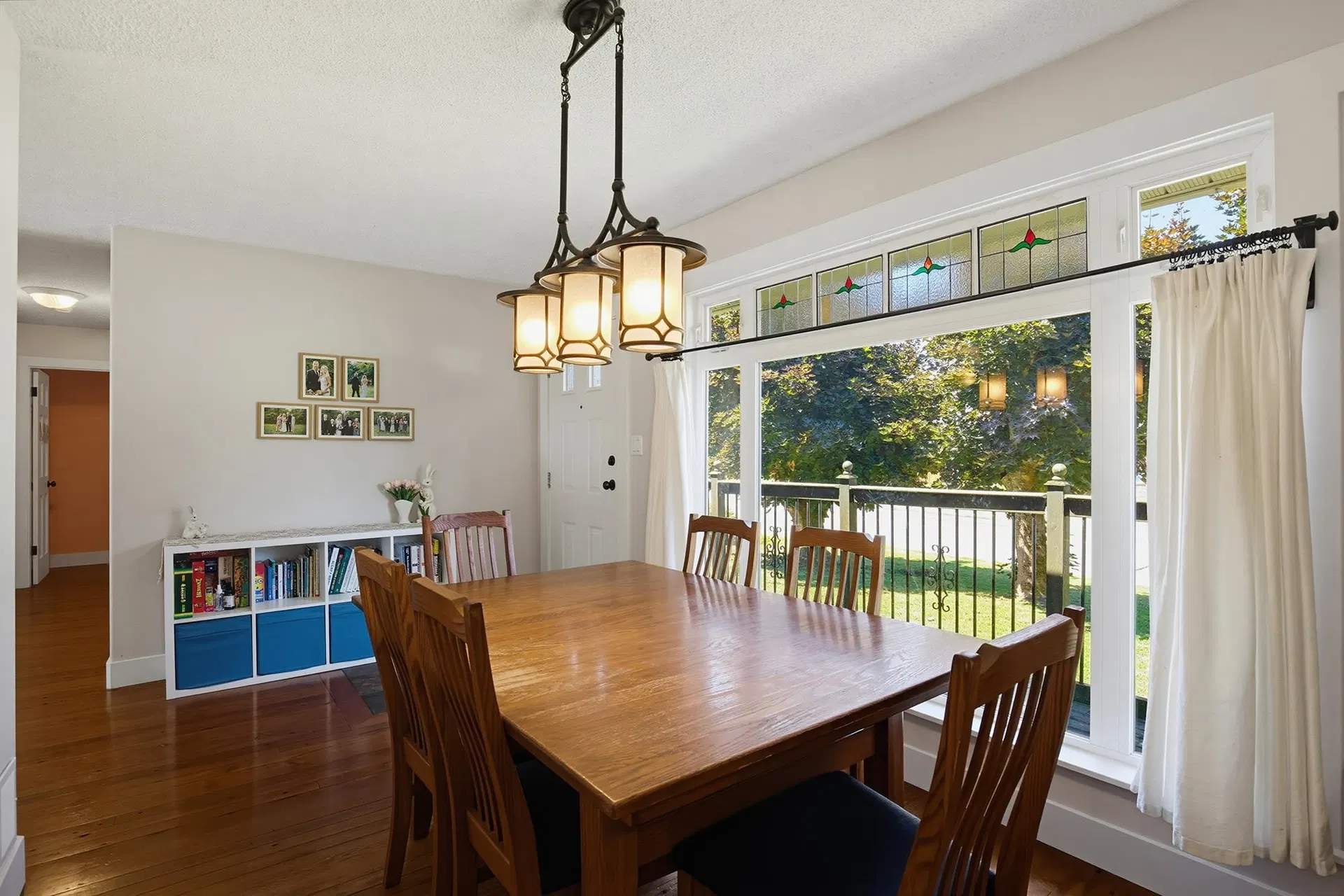 Photo 5 of 40 at 34348 Laburnum Avenue