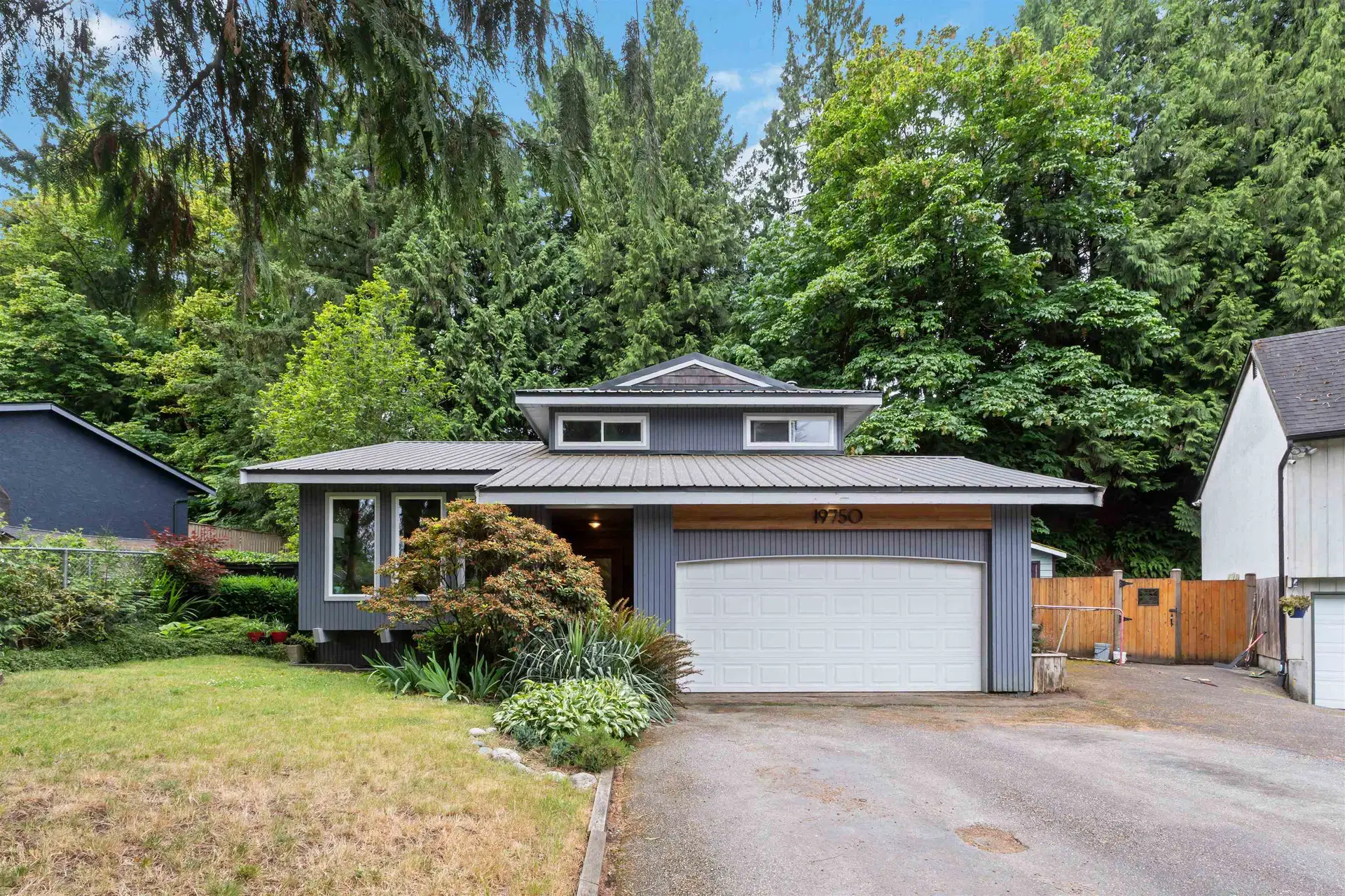 19750 Wildwood Crescent