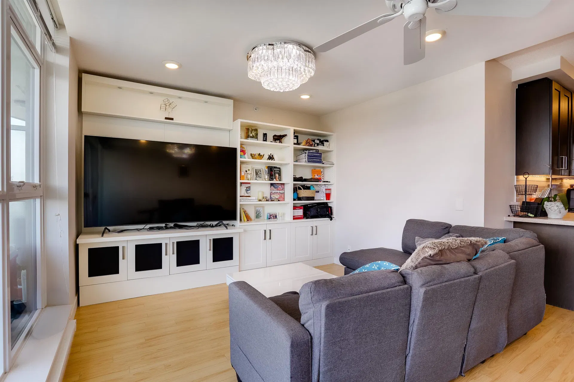 Photo 4 of 16 at #2703 – 11967 80 Avenue