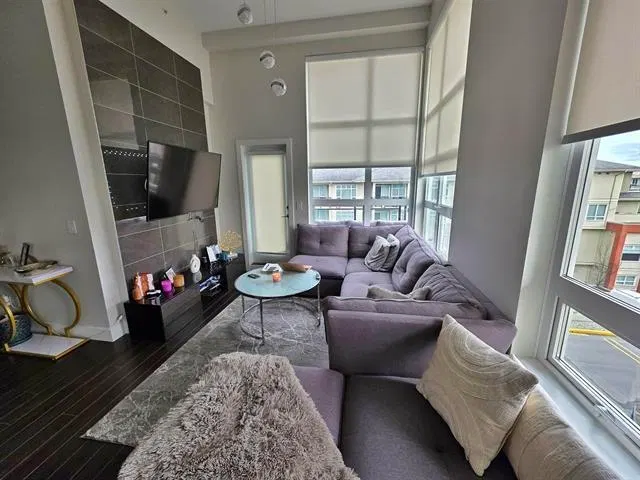 Photo 4 of 11 at C421 – 20211 66 Avenue