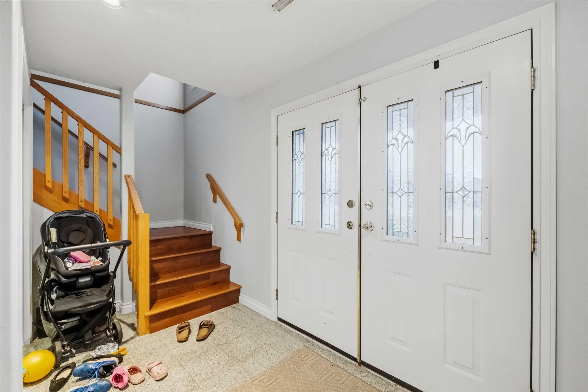 Photo 3 of 30 at 11936 236 Street