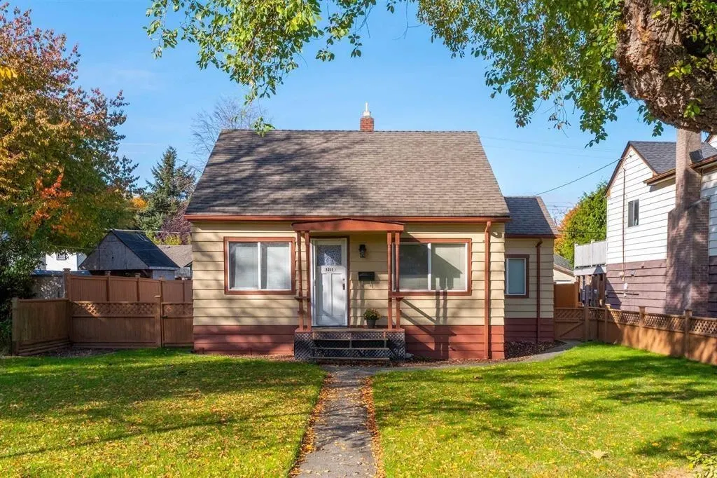 Photo 1 of 35 at 3211 Catalina Crescent