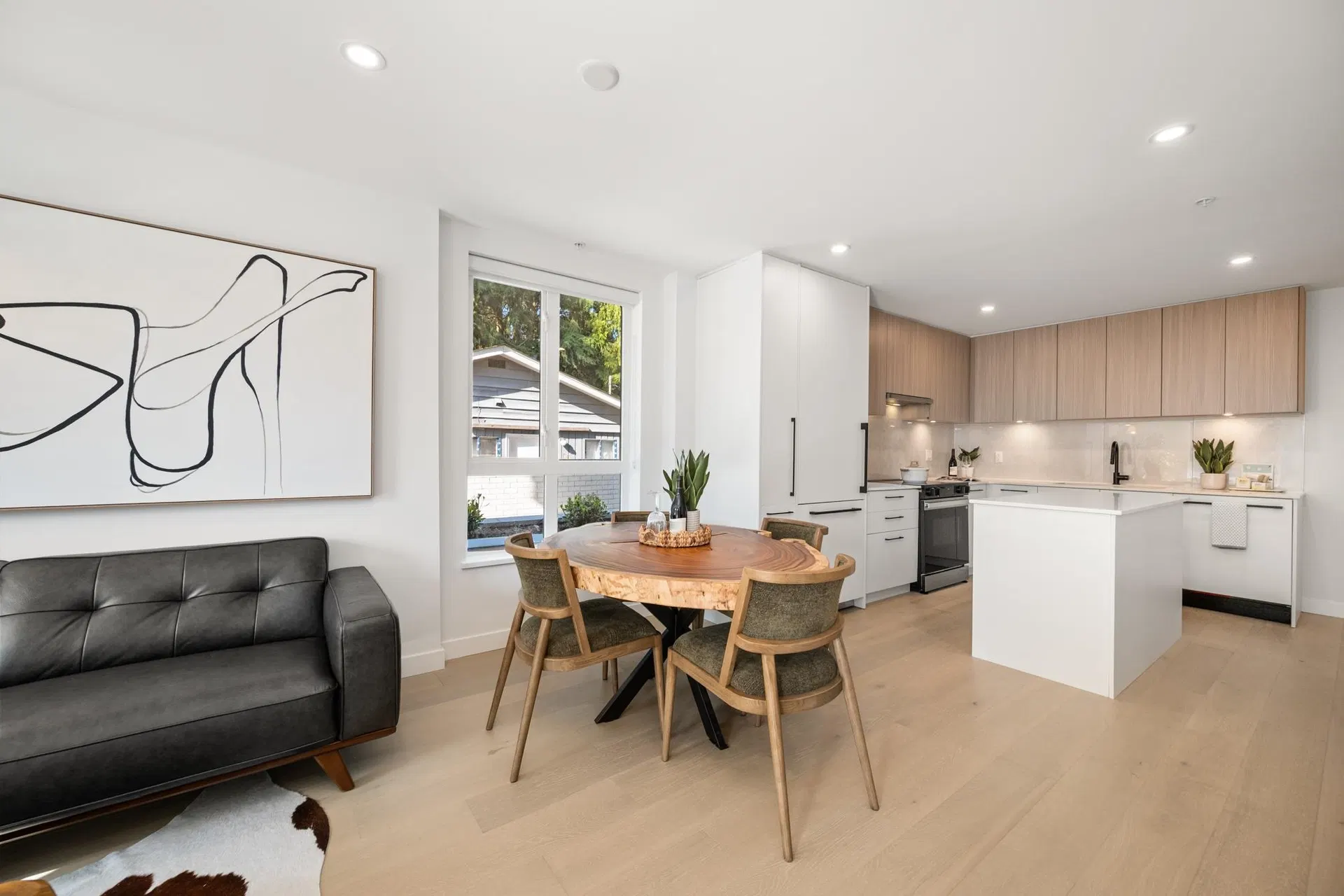 Photo 5 of 26 at #109 – 5398 207 Street