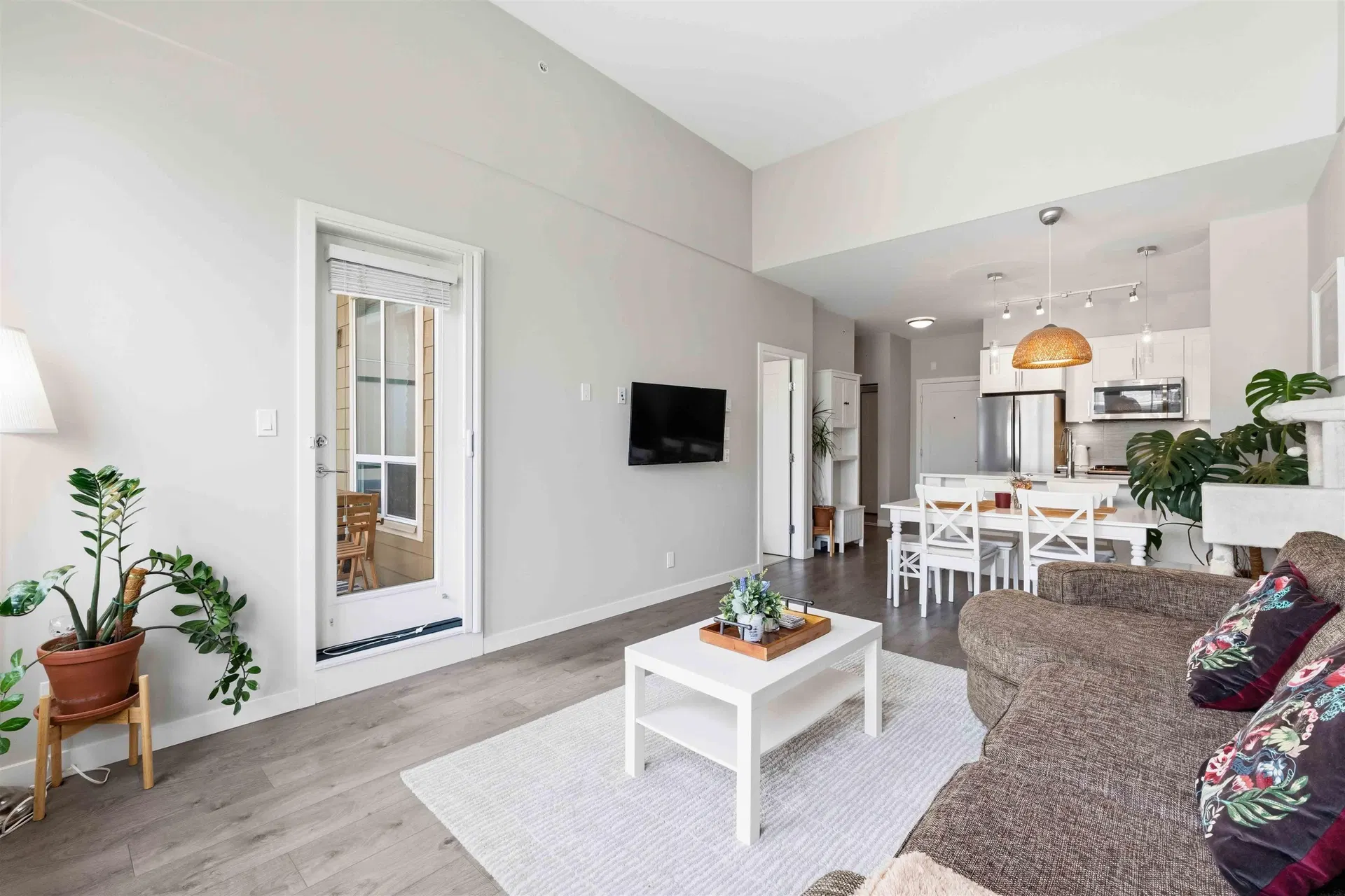 Photo 5 of 40 at E405 – 20211 66 Avenue