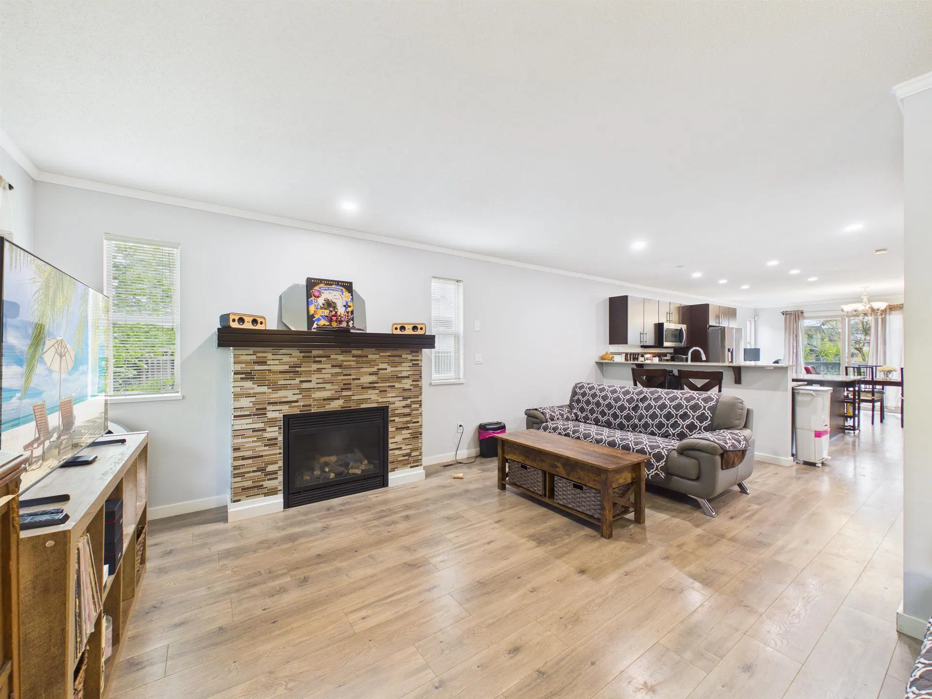 Photo 2 of 25 at #13 – 19250 65th Avenue