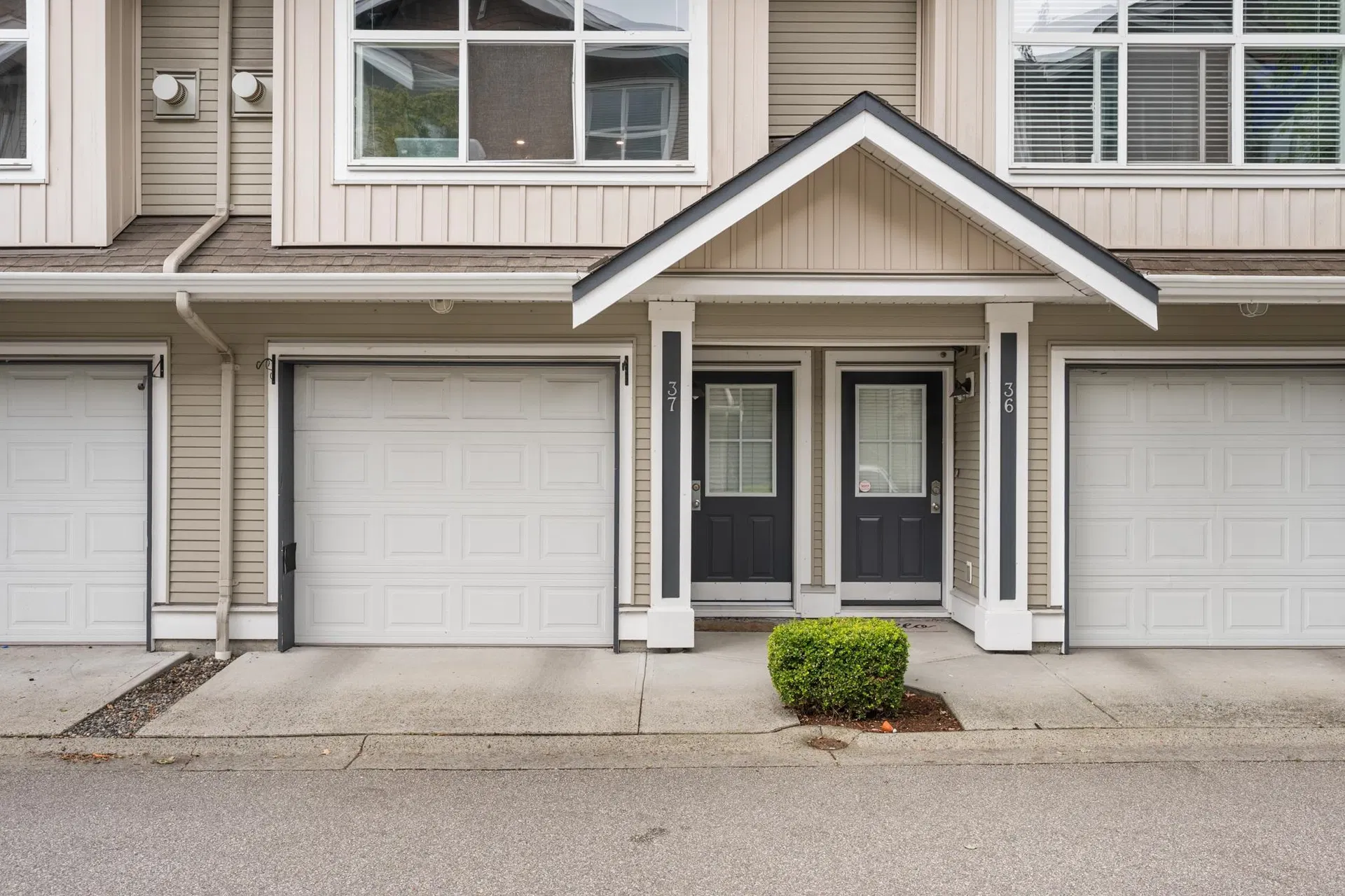 Photo 3 of 29 at #37 – 20460 66 Avenue