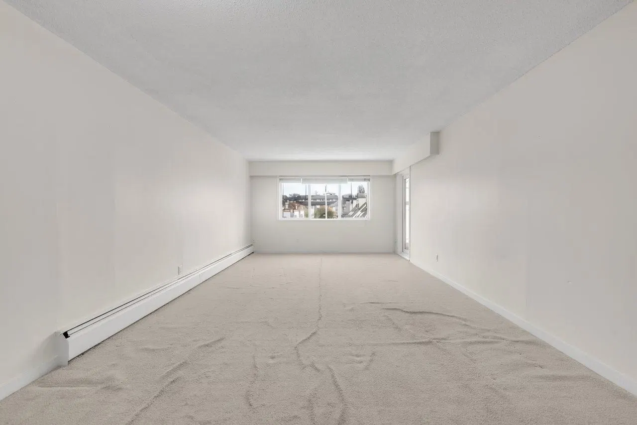 Photo 3 of 22 at #212 – 6420 Buswell Street