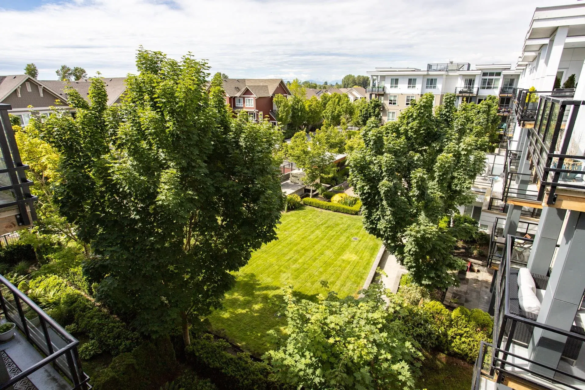 Photo 1 of 27 at #414 – 4690 Hawk Lane