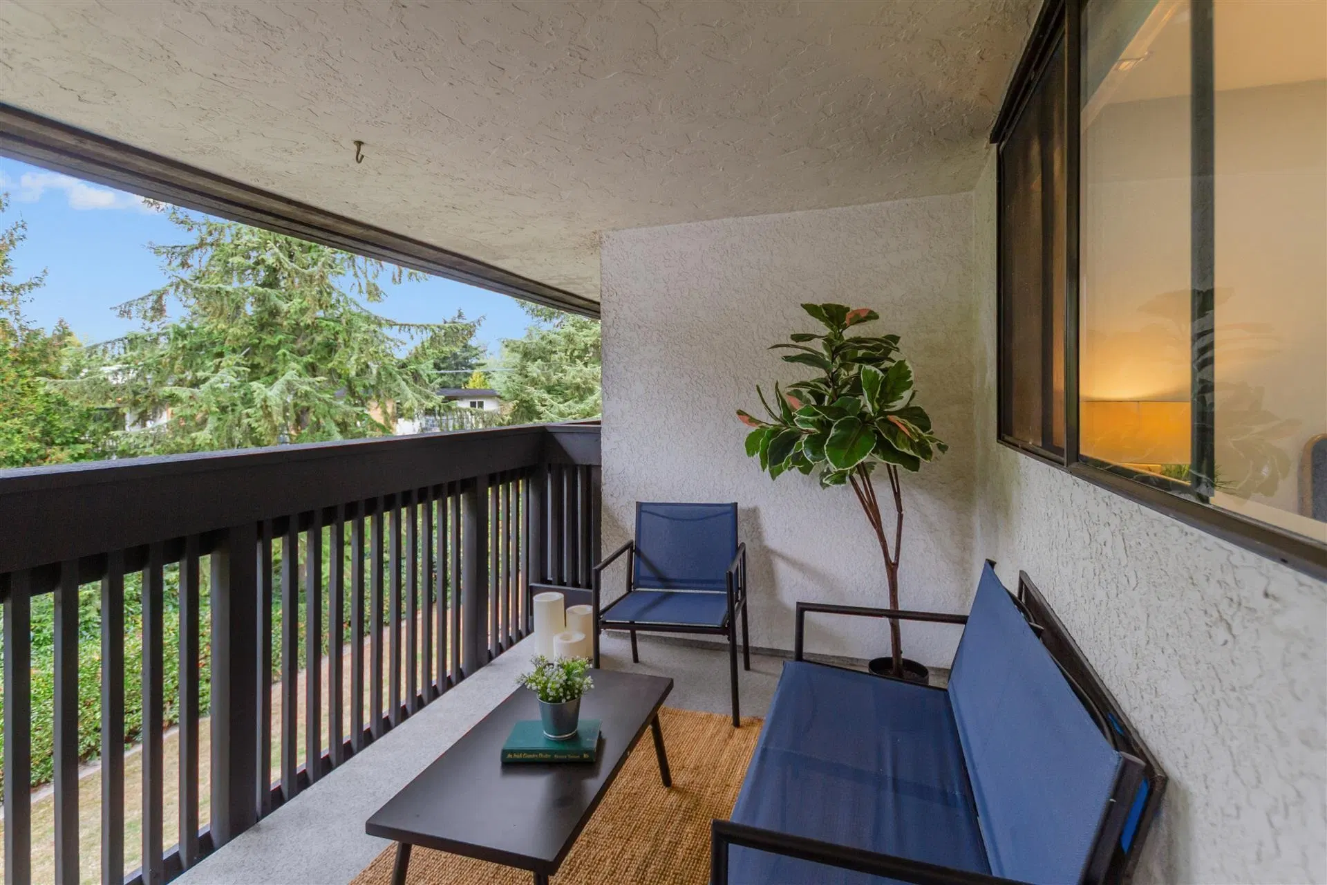 Photo 3 of 18 at #301 – 1561 Vidal Street