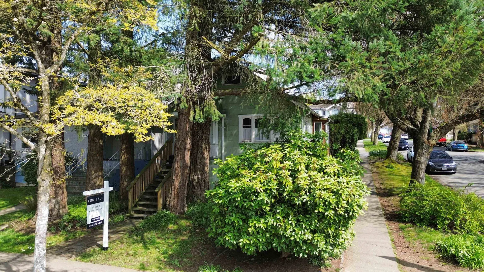 Photo 1 of 13 at 4496 Ontario Street