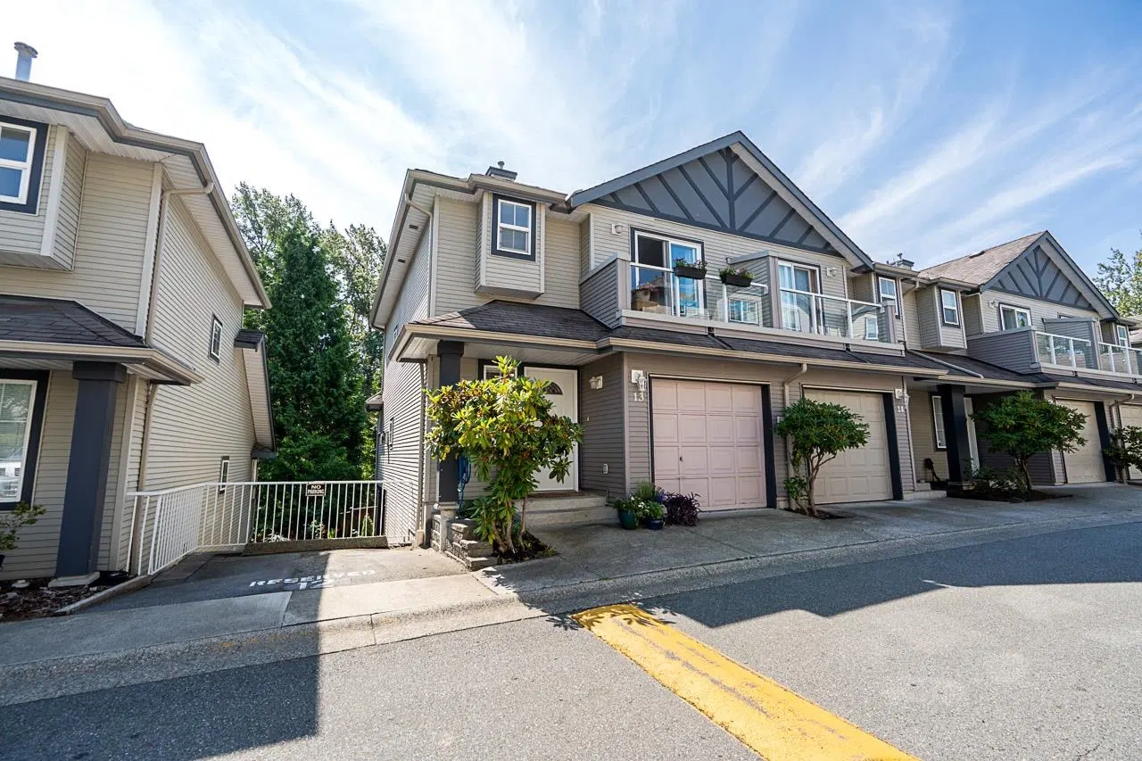 Photo 3 of 35 at #13 – 11229 232 Street